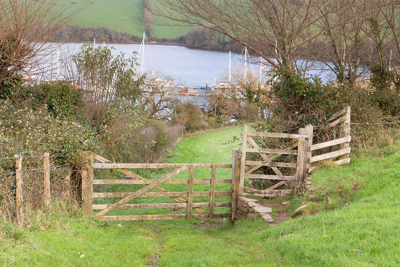 Gate on Snapes Point Path - Salcombe.jpg