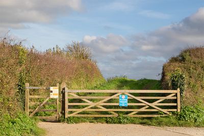 Snapes Point Gate - Salcombe13-11-24.jpg