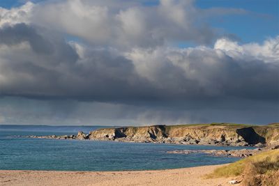 Week 47 - Warren Point fromThurlestone Beach - rain coming20-11-25 #4961 copy.jpg