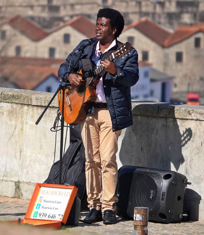 08 Porto Walking.jpg