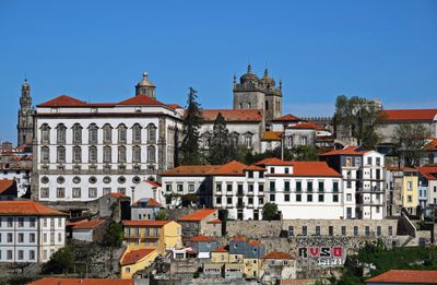 05 Porto Walking.jpg