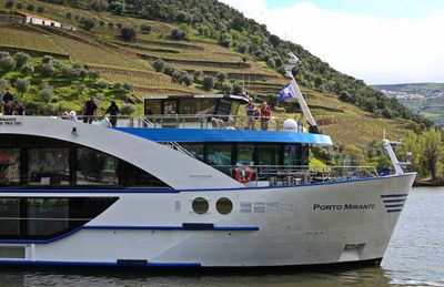 25 Douro Cruise.jpg