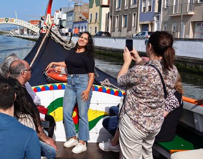 22 Praia Costa Nova Aviero Gondola.jpg