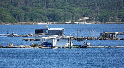 Sesimbra Castle Praia da Lagoa 22.jpg