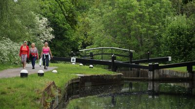 147: Enjoying the Towpath