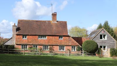 99: A cottage in Sussex