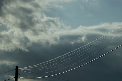 102: Illuminated Wires
