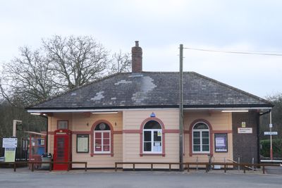 365: Station building
