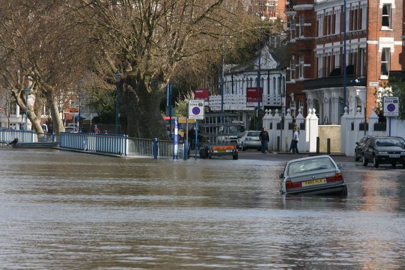 The river is usually calm on the high tide