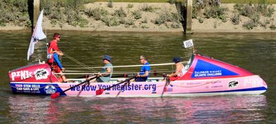 I like these rowing boats