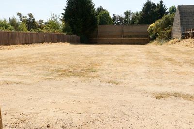 Lord Sudeley in a long hot summer the grass dies, but always grows back 