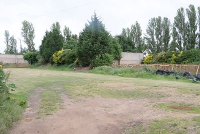 The fence on the right has now been tidied up