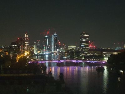 Lambeth Bridge