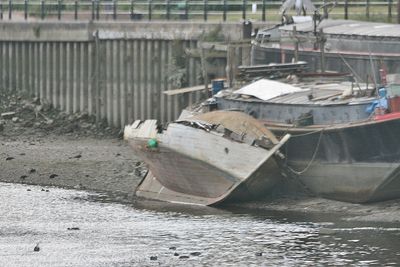 Sailing boat ?