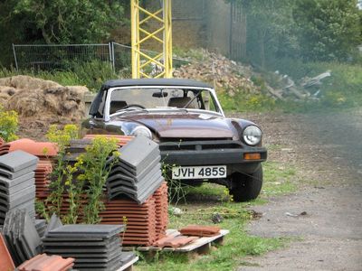 Possibly stolen and dumped. I took the shot and got away fast, in my Ferrari thrashing van