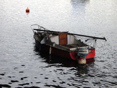 So many tatty old boats everywhere