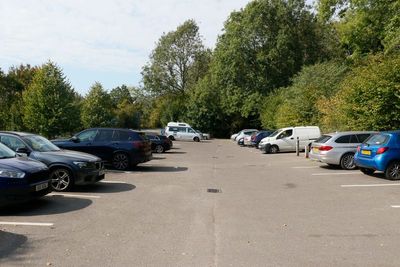 The car park is a very short walk from the Silent Pool, Sherbourne Pond and Farm