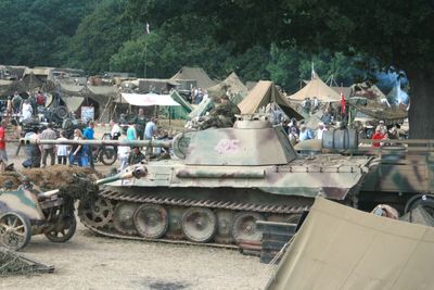 Tank, 425