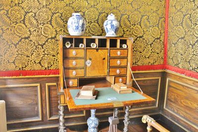 A writing desk
