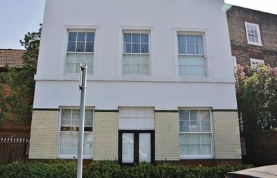 The Wheatsheaf, Putney Bridge Road