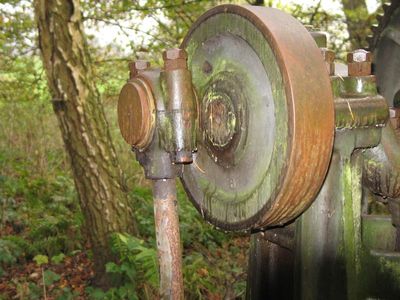 Thats a big fly wheel