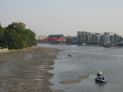 The big red building is Wandsworth Rubbish collection