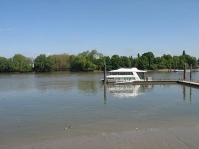 Room for more houseboats