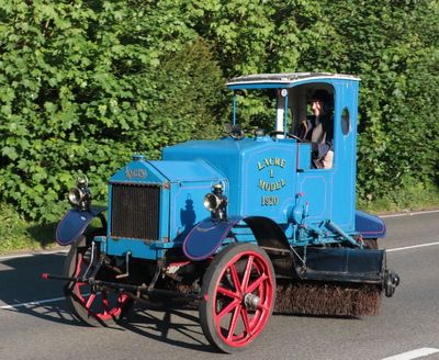 Lacre L model 1920 Road Sweeper
