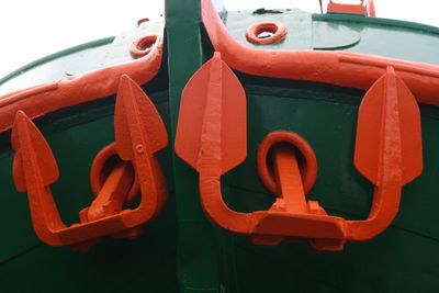 Bow anchors