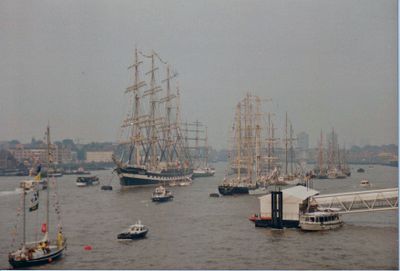 In the Pool of London, 1986