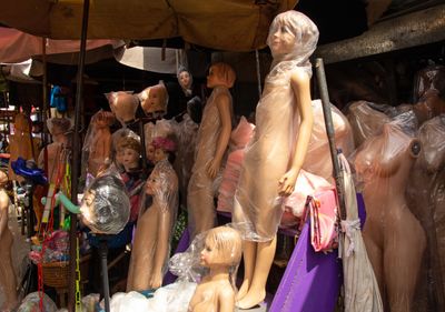 Mannequins, Central Market