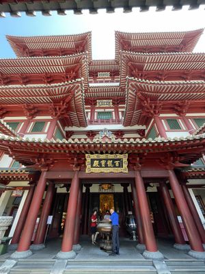 Buddha Tooth Temple
