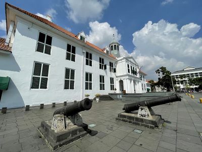 Canons/Jakarta