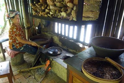 Coffee roasting at Satria