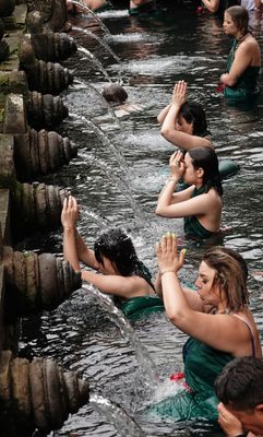 Ritual purification/Tirta Empul