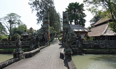 Taman Ayun Temple