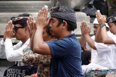 Prayer/Goa Lawa