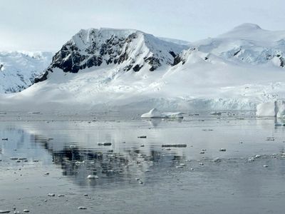 Charlotte Bay