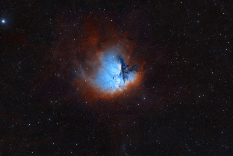 PacMan Nebula 1600