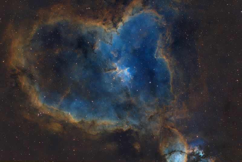 Heart Nebula in SHO 4000