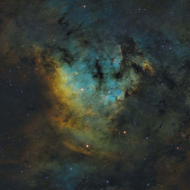 NGC 7822 center crop