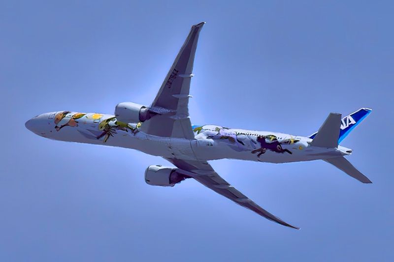 ANA, Boeing B-777/300, JA785A, Picachu, Climbing