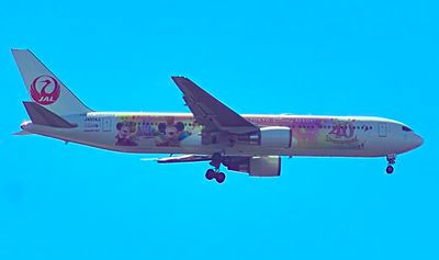 JAL Boeing B-767/300, JA614J, 40 Years Tokyo Disneyland, Approach Haneda Airport
