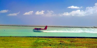 Air Maledivian, DHC-6, 8Q-QBU, Take Off