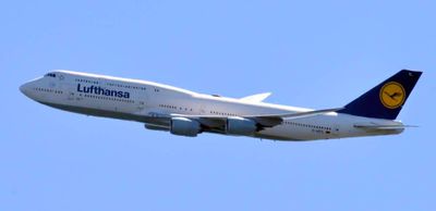Lufthansa, Boeing B-747-8, D-ABYL, Climbing, Tokyo Haneda Airport