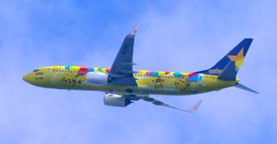 Skymark, Boeing B-737-800, JA73AB, POKMON Livery, Climbing From Tokyo Haneda Airport