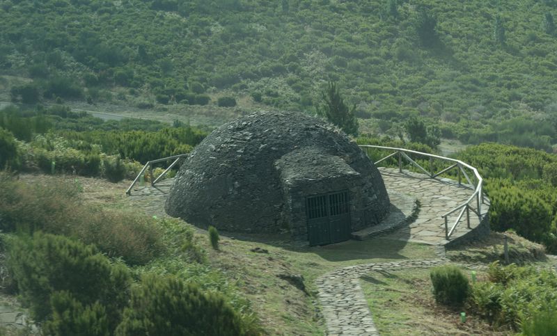 Busrit Oosten-11.jpg