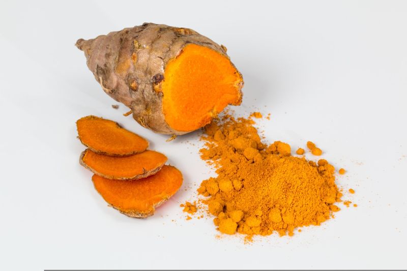ground turmeric image.jpeg