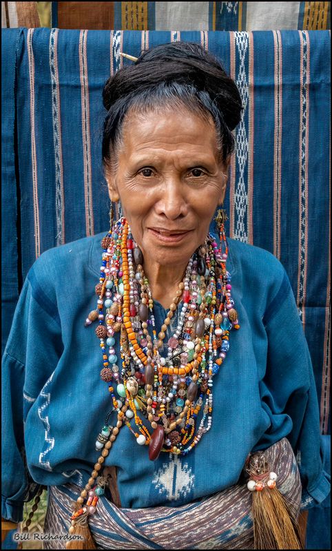 weaver woman 2.jpg