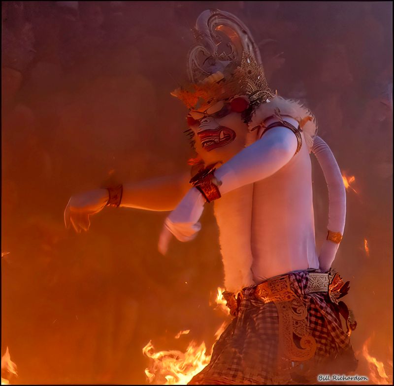 Bali dancer demon burning.jpg